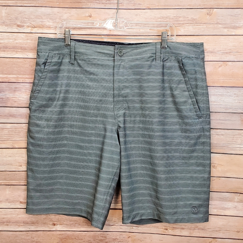 Hang Ten Men's Stretch Hybrid Walk Short, Size 38